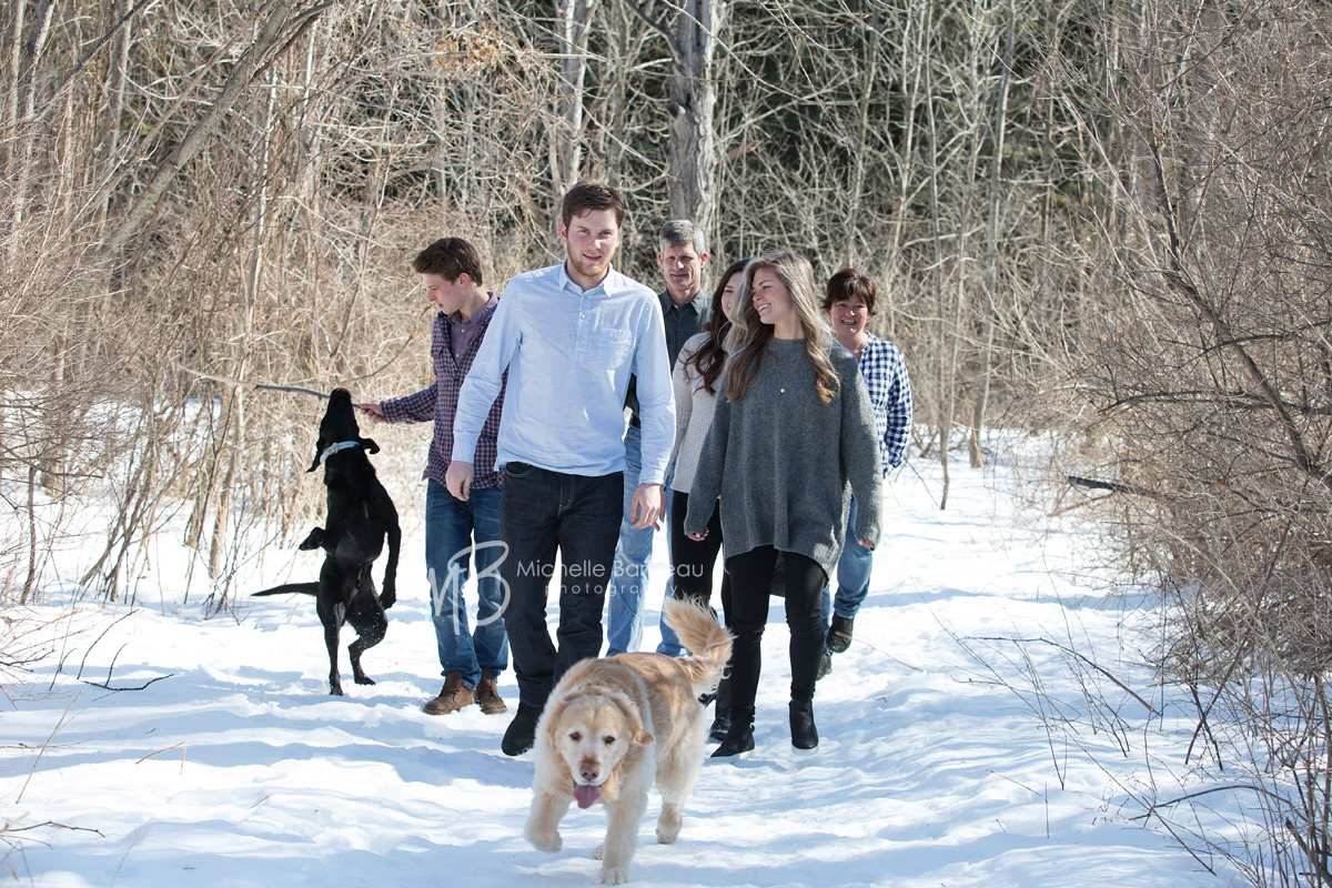 outdoor winter family photos