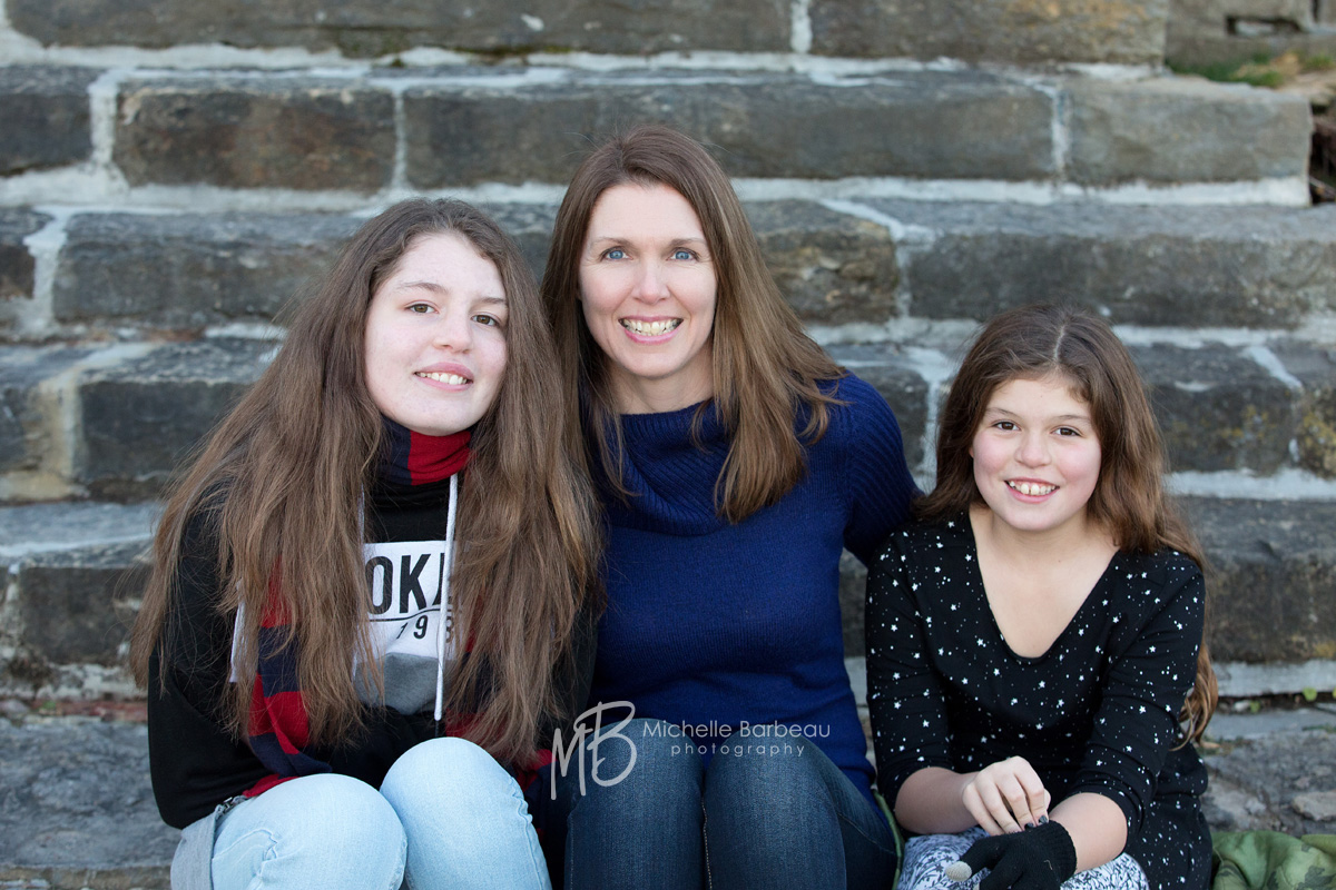 mother with daughters